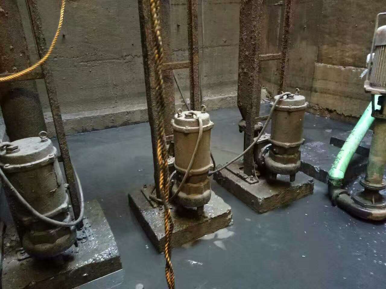 古蔺污水池清理